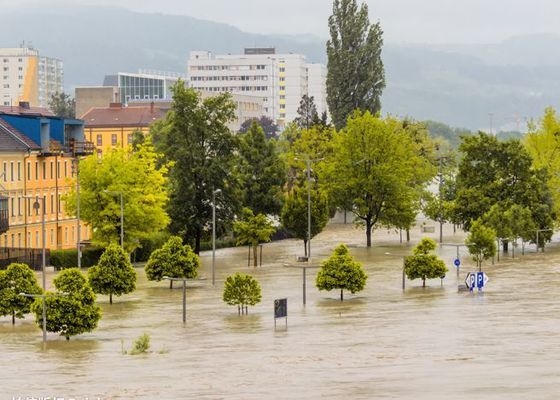 洪澇后建筑修復(fù)技術(shù)，洪澇后建筑修復(fù)技術(shù)，重建家園的關(guān)鍵支撐，直接點明主題洪澇后建筑修復(fù)技術(shù)，后半句強(qiáng)調(diào)該技術(shù)在重建工作中的重要性， 行業(yè)新聞 第1張