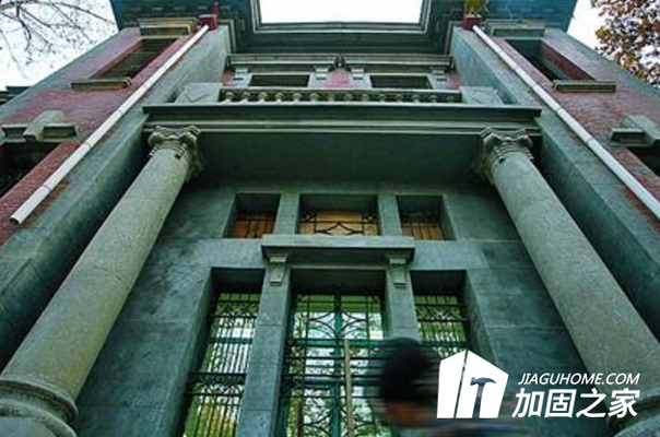 老舊建筑加固技術(shù)對(duì)比，老舊建筑加固技術(shù)對(duì)比，探尋最優(yōu)方案