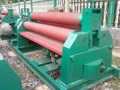 卷板機(jī)寬度如何影響加工效率，卷板機(jī)寬度對(duì)加工效率的影響探究