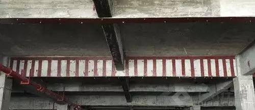 梁粘貼鋼板加固后的維護(hù)措施，梁粘貼鋼板加固后維護(hù)要點(diǎn)及措施