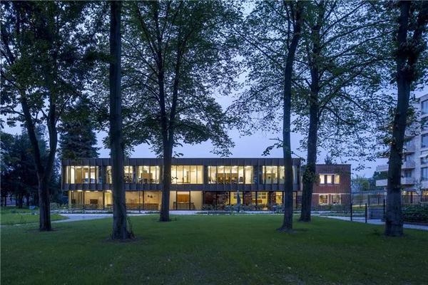 商業(yè)用途廠房設(shè)計(jì)案例，實(shí)用與高效并重，商業(yè)用途廠房 行業(yè)新聞 第3張