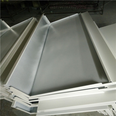 白鋼板生產工藝對比研究，白鋼板生產工藝對比研究