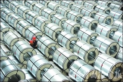 包鋼集團(tuán)稀土資源的開發(fā)利用，包鋼集團(tuán)稀土資源開發(fā)利用的多元路徑與戰(zhàn)略意義，既點(diǎn)明了主體包鋼集團(tuán)，又涵蓋了核心內(nèi)容稀土資源開發(fā)利用，同時(shí)多元路徑暗示了開發(fā)方式的多樣性，戰(zhàn)略意義則提升了文章的深度與廣度，可從包鋼集團(tuán)自身發(fā)展、行業(yè)影響、包鋼集團(tuán)稀土資源開發(fā)利用的多元路徑與戰(zhàn)略意義