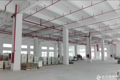 廠房與倉(cāng)庫(kù)的消防安全標(biāo)準(zhǔn)對(duì)比，廠房與倉(cāng)庫(kù)消防安全標(biāo)準(zhǔn)，廠房與倉(cāng)庫(kù)消防安全標(biāo)準(zhǔn)對(duì)比分析