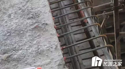 鋼筋混凝土加固技術(shù)比較，鋼筋混凝土加固技術(shù)大比拼，優(yōu)劣全 行業(yè)新聞 第4張