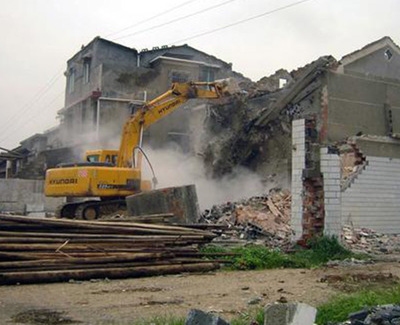 鋼結(jié)構(gòu)廠房拆除應(yīng)急預(yù)案案例，鋼結(jié)構(gòu)廠房拆除應(yīng)急預(yù)案案例，保障安全與