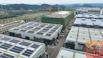 工業(yè)建筑綠色節(jié)能改造案例，工業(yè)建筑綠色節(jié)能改造，成功案例剖析，推薦理由，，- 工業(yè)建筑明確主體范疇，讓讀者知曉討論對(duì)象是工業(yè)領(lǐng)域的建筑。，- 綠色節(jié)能改造突出核心主題，緊扣當(dāng)前環(huán)保與能源節(jié)約的大趨勢(shì)，表明文章聚焦于建筑在綠色、節(jié)能方面的改造舉措。，- 成功案例剖析既暗示有實(shí)際范例支撐，增加可信度與可讀性，又剖析一詞體現(xiàn)出會(huì)深入講解案例細(xì)節(jié)、經(jīng)驗(yàn)、