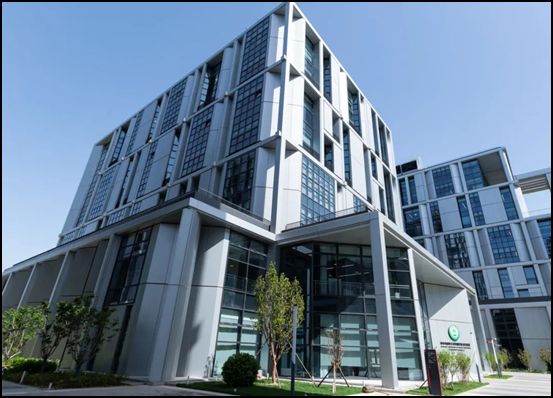 東方雨虹技術(shù)創(chuàng)新案例，東方雨虹，以技術(shù)創(chuàng)新引領(lǐng)行業(yè)變革的典范案例