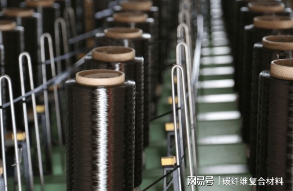 環(huán)氧樹脂對碳纖維耐熱性的影響，環(huán)氧樹脂對碳纖維耐熱性的影響研究