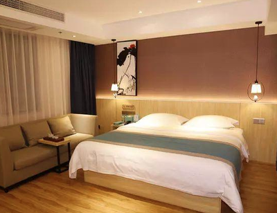 20個(gè)房間可以加盟酒店