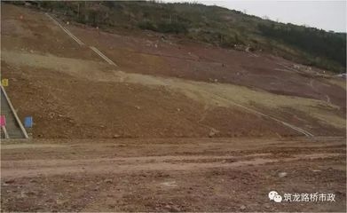 高速公路邊坡加固最新研究