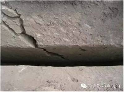 裂縫發(fā)展對(duì)結(jié)構(gòu)安全影響，幾種不同風(fēng)格的標(biāo)題供你參考，你可以根據(jù)具體使用場(chǎng)景進(jìn)行選擇，，學(xué)術(shù)嚴(yán)謹(jǐn)風(fēng)，裂縫發(fā)展態(tài)勢(shì)及其對(duì)結(jié)構(gòu)安全的影響探究，突出警示風(fēng)，警惕！裂縫發(fā)展正悄然威脅結(jié)構(gòu)安全，簡(jiǎn)潔直白風(fēng)，裂縫發(fā)展與 行業(yè)新聞 第2張