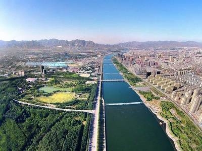 昆都侖河生態(tài)治理前后對比，幾種不同風格的標題供你參考，你可以根據(jù)具體使用場景進行選擇，，文藝風，昆都侖河，從荒蕪到蔥蘢的生態(tài)蝶變，直觀風，看！昆都侖河生態(tài)治理前后驚人變化，正式風，昆都侖河生態(tài)治理成效，