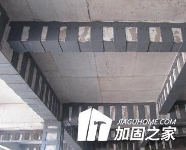 老舊住宅加固案例研究，幾種不同風(fēng)格的標(biāo)題供你參考，你可以根據(jù)具體需求進行選擇，，專業(yè)嚴(yán)謹(jǐn)風(fēng)，聚焦老舊住宅，加固案例深度剖析，實用導(dǎo)向風(fēng)，解鎖老舊住宅新生密碼——加固案例全解析，生動形象風(fēng)，給老舊住宅強筋骨，精彩加固案例大揭秘 行業(yè)新聞 第2張