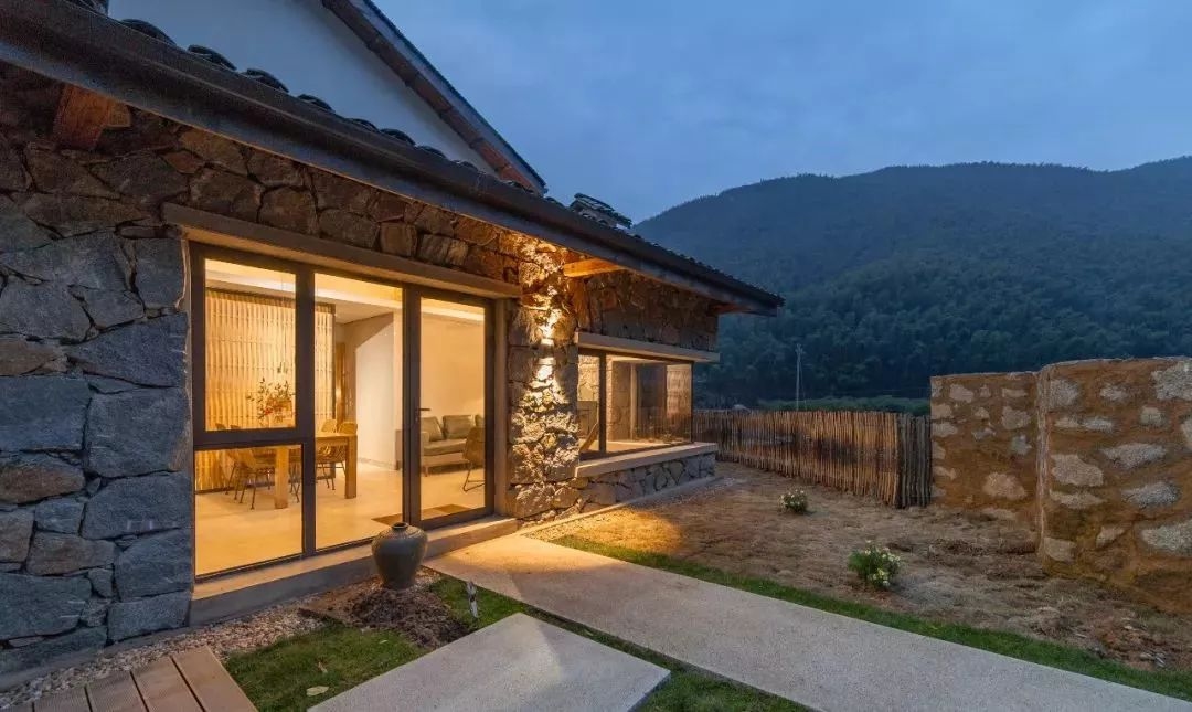 民宿設(shè)計(jì)效果圖大全 外觀圖片，幾種不同風(fēng)格的標(biāo)題供你參考，，超全民宿設(shè)計(jì)效果圖與外觀圖片大賞，一站式看遍民宿設(shè)計(jì)效果圖及外觀美圖，民宿設(shè)計(jì)靈感庫，海量效果圖與外觀 行業(yè)新聞 第4張