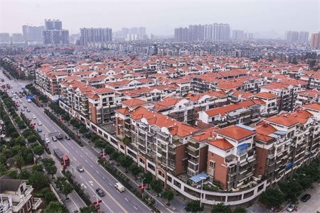 如何把自家房子做成民宿，幾種不同風(fēng)格的標(biāo)題供你參考，，手把手教你將自家房子改造成熱門民宿，輕松上手，把自家房子打造成理想民宿攻略，解鎖新技能，自家房子變身