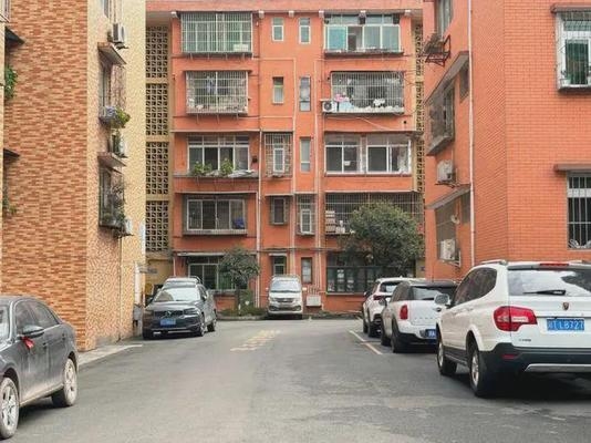 老舊樓宇改造升級的案例分析，幾種不同風(fēng)格的標(biāo)題供你參考，你可以根據(jù)具體需求進行選擇，，探秘老舊樓宇改造升級典型案例，聚焦！老舊樓宇改造升級實例剖析，解碼老舊樓宇改造升級的成功案例