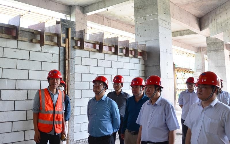 太倉(cāng)鋼結(jié)構(gòu)公司董事長(zhǎng)個(gè)人簡(jiǎn)歷(太倉(cāng)鋼結(jié)構(gòu)公司董事長(zhǎng)個(gè)人簡(jiǎn)歷公開信息公開信息) 行業(yè)新聞 第2張 太倉(cāng)鋼結(jié)構(gòu)公司董事長(zhǎng)個(gè)人簡(jiǎn)歷(太倉(cāng)鋼結(jié)構(gòu)公司董事長(zhǎng)個(gè)人簡(jiǎn)歷公開信息公開信息) 行業(yè)新聞 第2張