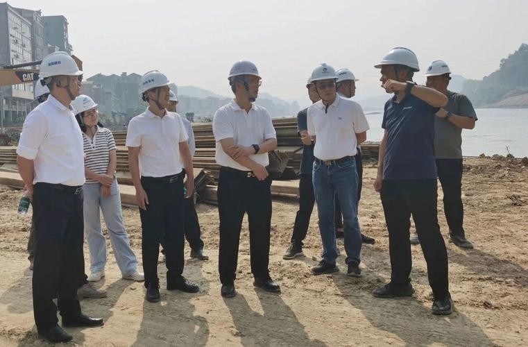 天河鋼結(jié)構(gòu)工程公司董事長(zhǎng)簡(jiǎn)介及作品（天河鋼結(jié)構(gòu)工程公司董事長(zhǎng)簡(jiǎn)介）