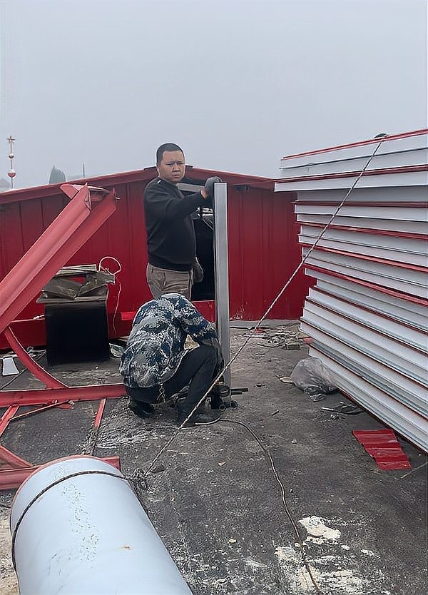 老房子加蓋輕鋼屋頂（老房子加蓋輕鋼屋頂是一種常見的改造方式既能解決漏雨、隔熱問題）