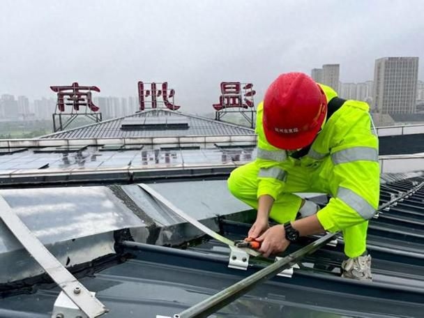 屋面加固方法有哪些圖片(農(nóng)村老房想加層怕基礎(chǔ)受不住教你4大基礎(chǔ)加固法)