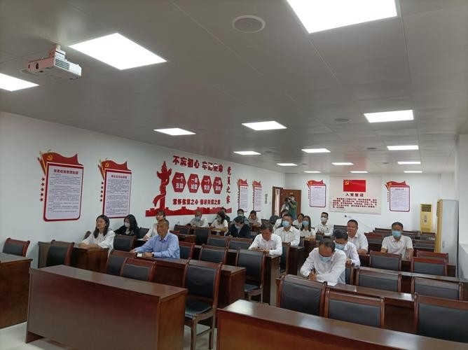 陸豐鋼結構公司領導班子成員簡歷